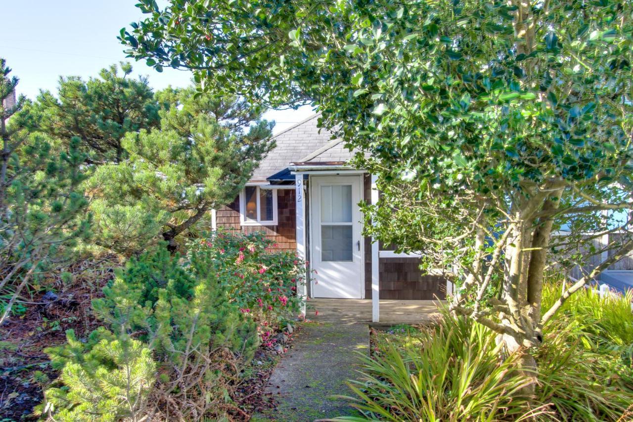 Nye Beach Retreat Newport Exterior photo